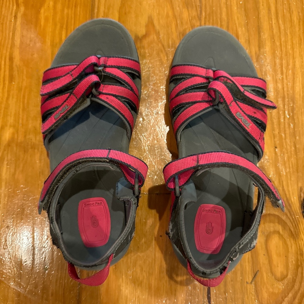 Teva pink and grey shoes